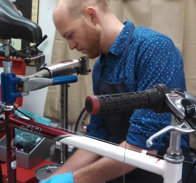 Noah Zitzer – Past Board Member